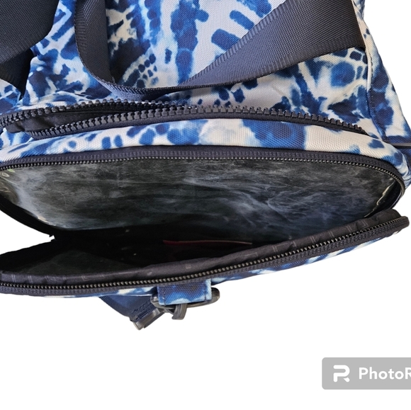 Vera Bradley Women's Recycled ReActive Extra Large Duffel Travel Gym Bag - Picture 4 of 9